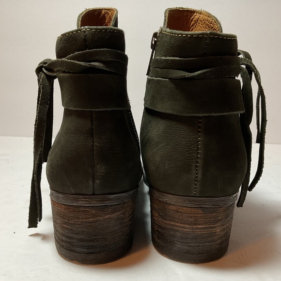 Born Mico Brown Suede Leather Ankle Boots Booties - Picture 8 of 13